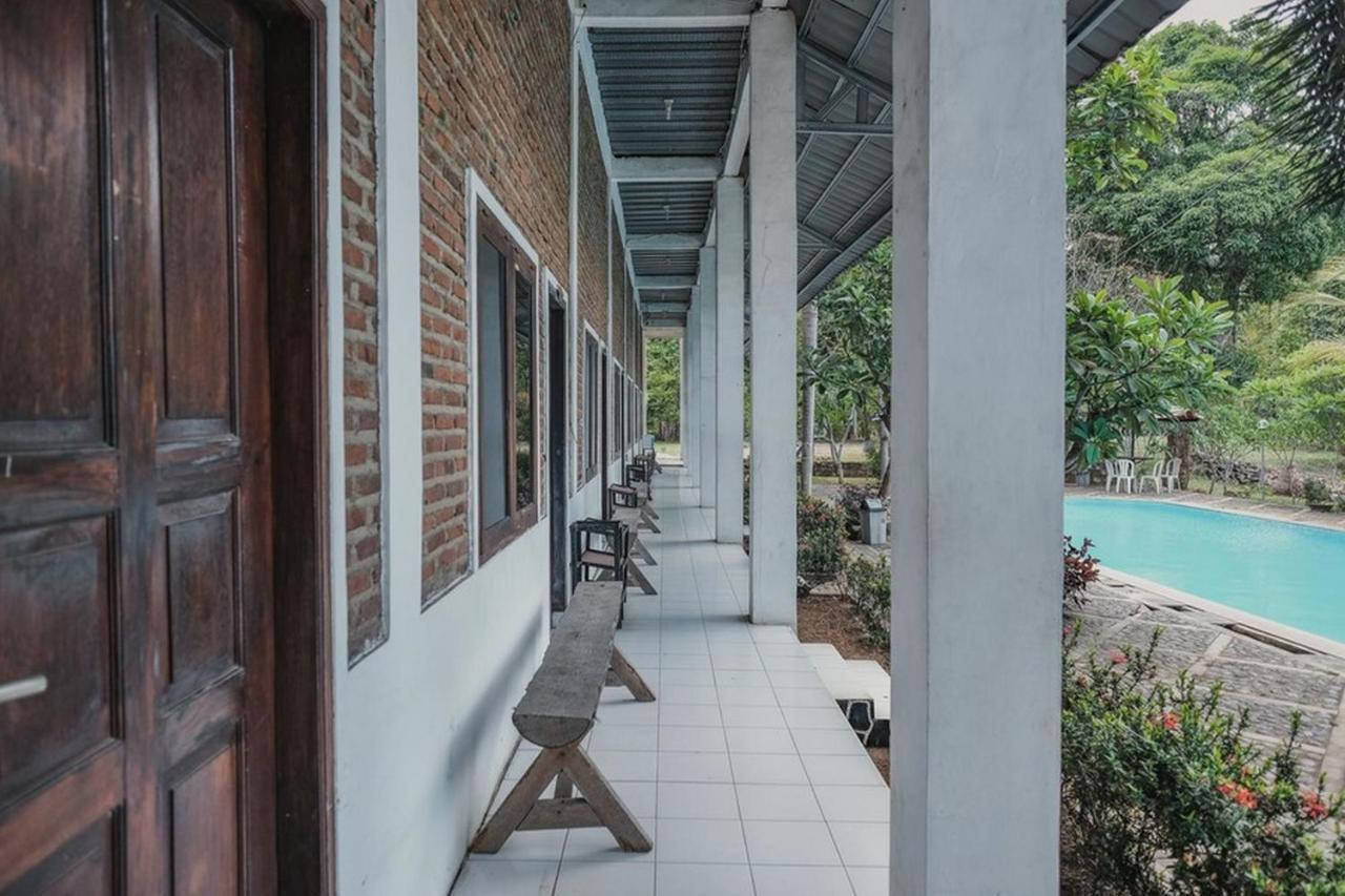 Reddoorz Near Pantai Florida Anyer Hotell Serang Exteriör bild