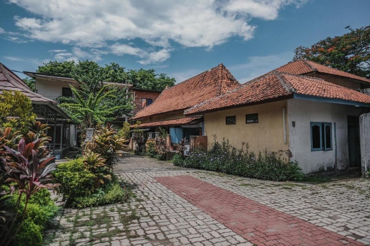 Reddoorz Near Pantai Florida Anyer Hotell Serang Exteriör bild