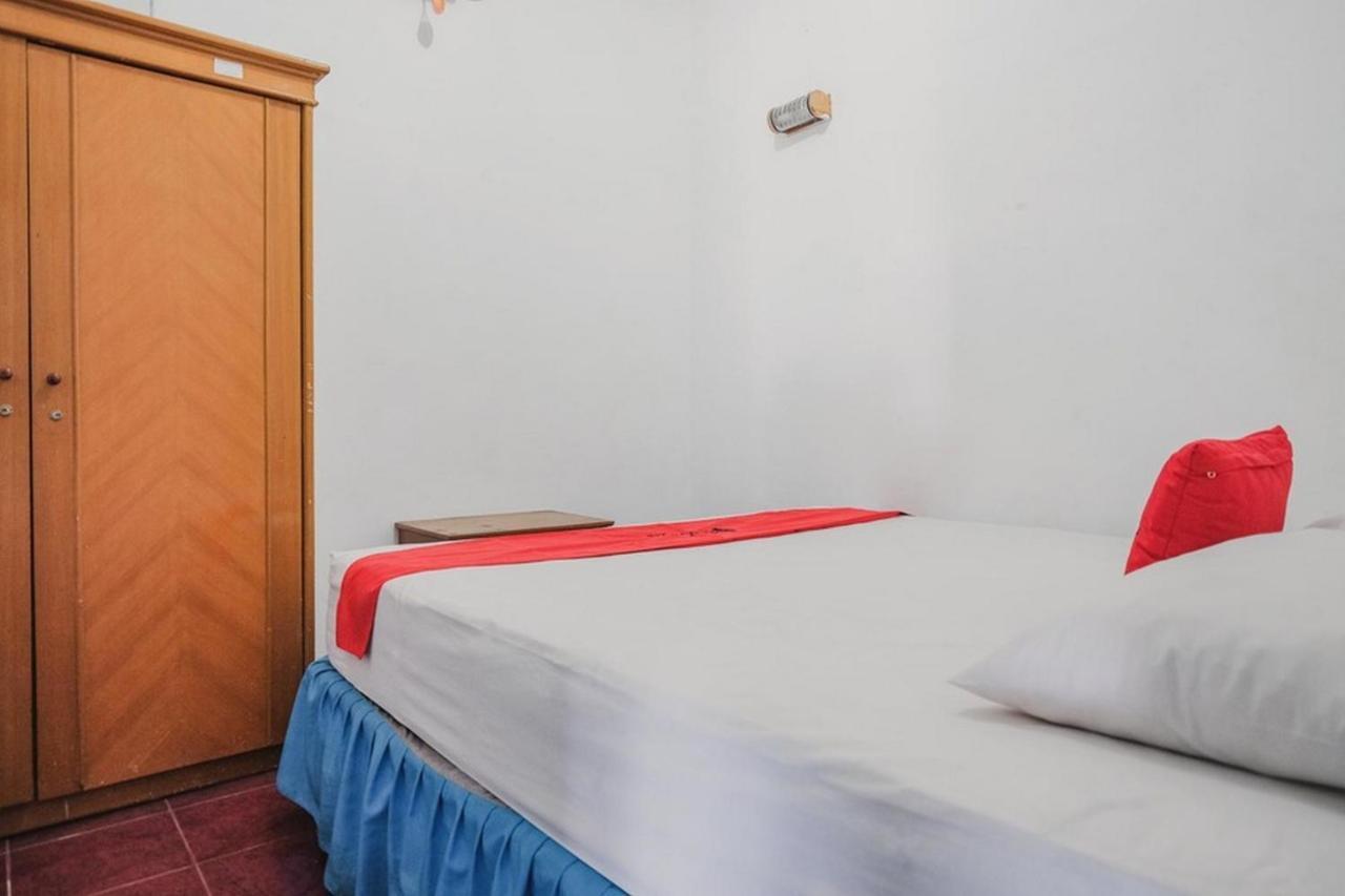 Reddoorz Near Pantai Florida Anyer Hotell Serang Exteriör bild
